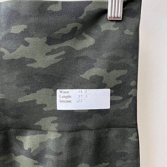 ❤️ Spanx green camo Look at ne now leggings, Size XL/TG B70 - Picture 4 of 7